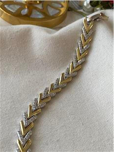 Özel Seri Mix V Model Taşlı Bileklik