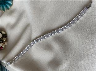 Özel Seri Square Stone Bileklik