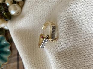 Pembe Taşlı Leyla Yüzük