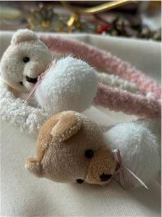 Ponponlu Ayıcık Detaylı Taç