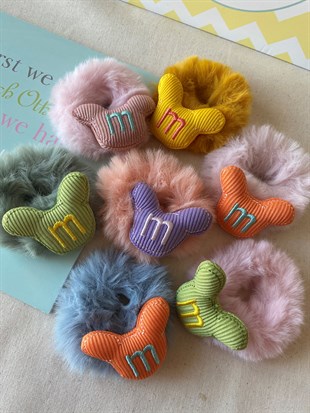 Renkli Tüylü Lastik Toka