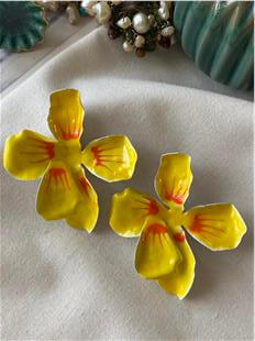 Sarı Nilüfer Küpe