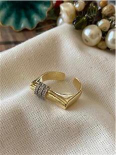 Sarmal Taşlı Tasarım Yüzük