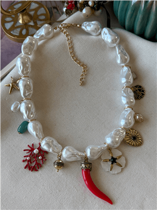Sedefli Mix Charmlı Cornicello Kolye