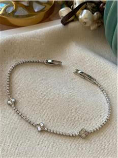 Silver Cleef Model İnce Suyolu Bileklik