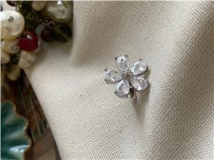 Silver Flower Kıkırdak Küpe