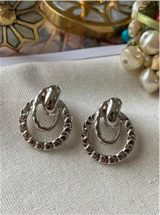 Silver Kabartmalı Halka Tasarım Küpe