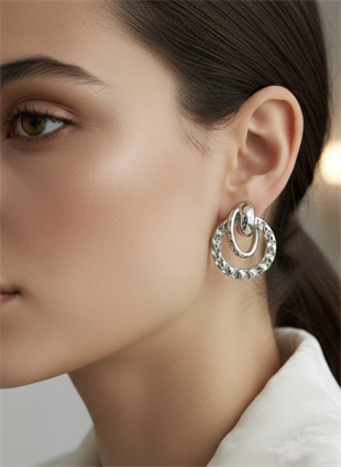 Silver Kabartmalı Halka Tasarım Küpe