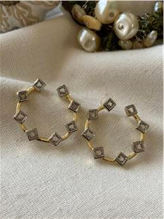 Silver Kare Taşlı Halka Küpe