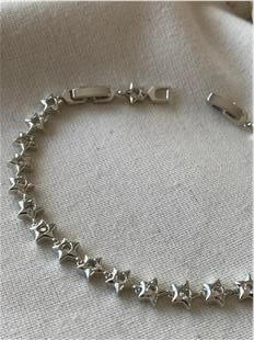 Silver Ortası Taşlı Sıralı Yıldızlar Bileklik