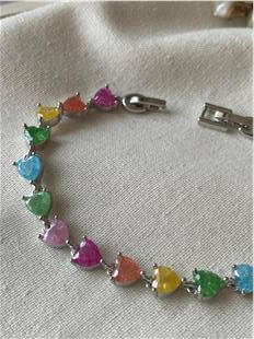 Silver Sıralı Renkli Kalpler Bileklik