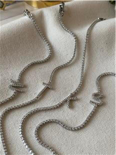 Silver Suyolu Model Taşlı Harf Bileklik