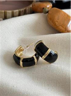 Siyah Desenli Bombe C Model Küpe