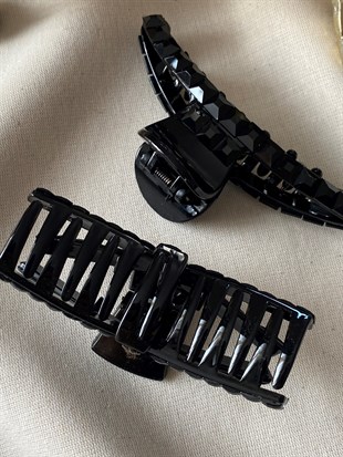 Black Patterned Peg Buckle