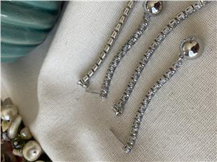 Suyolu Detaylı Silver Ball Küpe