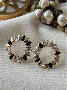 Taşlı Siyah Mineli  Çelenk Küpe