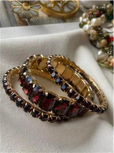 Üçlü Bordo Taşlı Esnek Bileklik