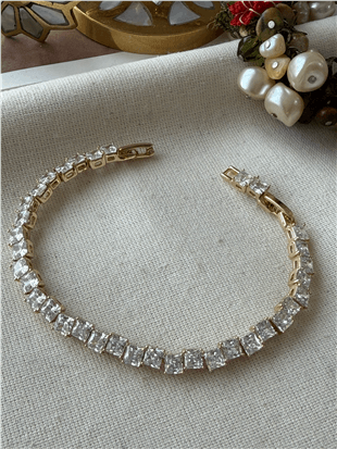 VIP 14K Asimetrik Kare Taşlar Bileklik