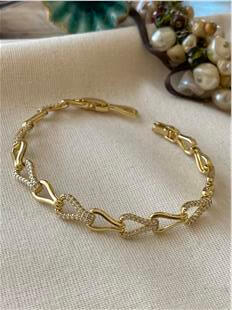 VIP 14K Belt Bileklik