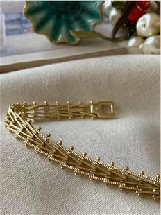 VIP 14K Desenli V Model Bileklik