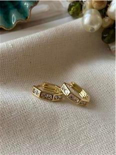 VIP 14K Mini Altıgen Küpe