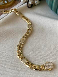 VIP 14K Oval Charmlı Gurmet Bileklik