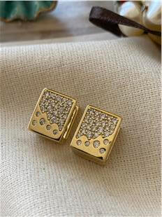 VIP 14K Parlak Kare Küpe