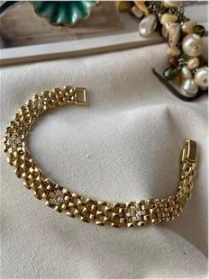 VIP 14K Plus Taşlı Örme Bileklik