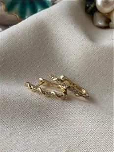 VIP 14K Sarmal Oval Küpe