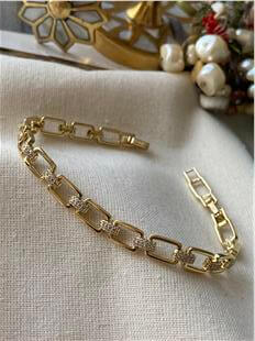 VIP 14K Taş Bağlamalı Kare Bileklik