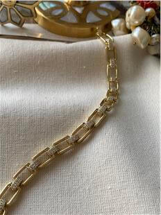 VIP 14K Taş Bağlamalı Kare Bileklik