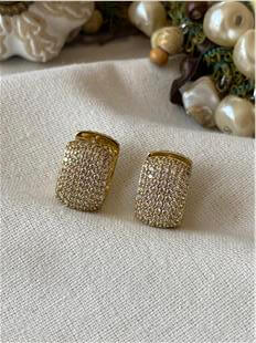 VIP 14K Taşlı Box Küpe