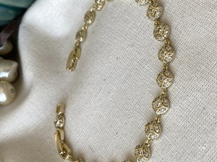 VIP 14K  Taşlı Desenli Yuvarlak Form Bileklik