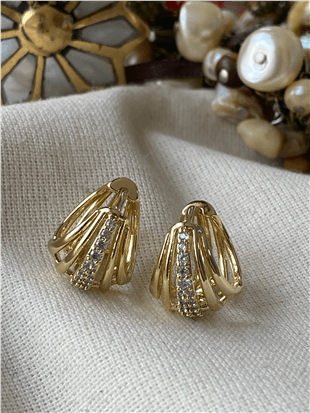 VIP 14K Taşlı Kaburga Model Küpe
