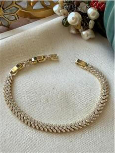 VIP 14K Taşlı Kılçık Model Bileklik