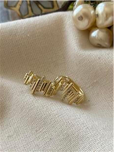 VIP 14K Taşlı Ritim Küpe