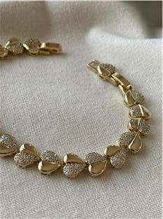 VIP 14K Taşlı Sıralı Kalpler Bileklik