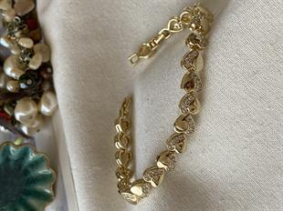 VIP 14K Taşlı Sıralı Kalpler Bileklik