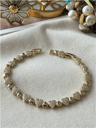 VIP 14K Taşlı Sıralı Kalpler Bileklik