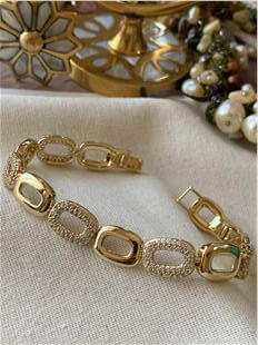 VIP 14K Taşlı Square Bileklik