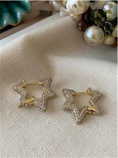 VIP 14K Taşlı Yıldız Küpe