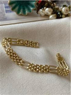 VIP 14K Üç Sıra Taşlı Örme Bileklik