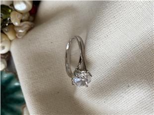 VIP Desenli Tektaş Yüzük