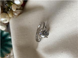 VIP Desenli Tektaş Yüzük