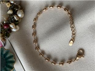 VIP Just Like Capsule Bileklik