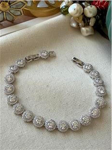 VIP Silver Taşlı Round Bileklik