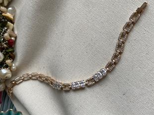 VIP Üç Sıra Taşlı Bileklik