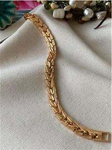 VIP Üçgen Desenli Bileklik