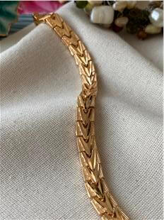 VIP Üçgen Desenli Bileklik