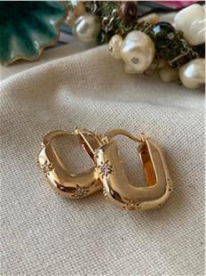 Yıldız Desenli U Küpe